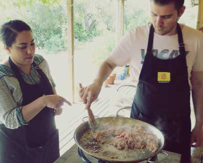 Private Cooking Class in Vejer A home cooking experience at a rural kitchen outside of Vejer (Cádiz). Start with a visit to the local food market. Privately organized, starting from 2 people
